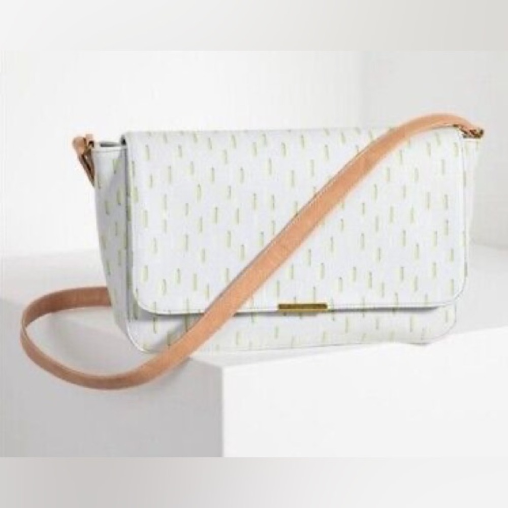 Day by Day Crossbody Bag Dancing Dash Pebble